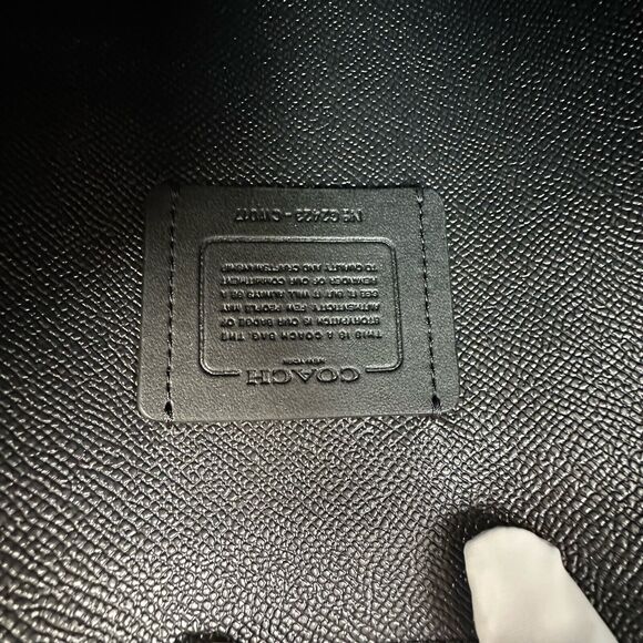 NWT COACH Crocodile Embossed Leather Purse in Black CW017 - Picture 12 of 13